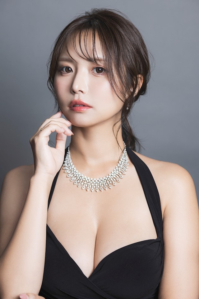 百合 ももプロフィール写真4